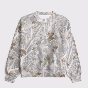 Abercrombie & Fitch Raglan Classic Sunday Crew Women’s Camo Sweatshirt